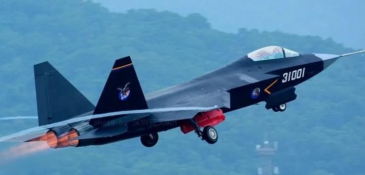 中国fc31战斗机,中国fc-31战机