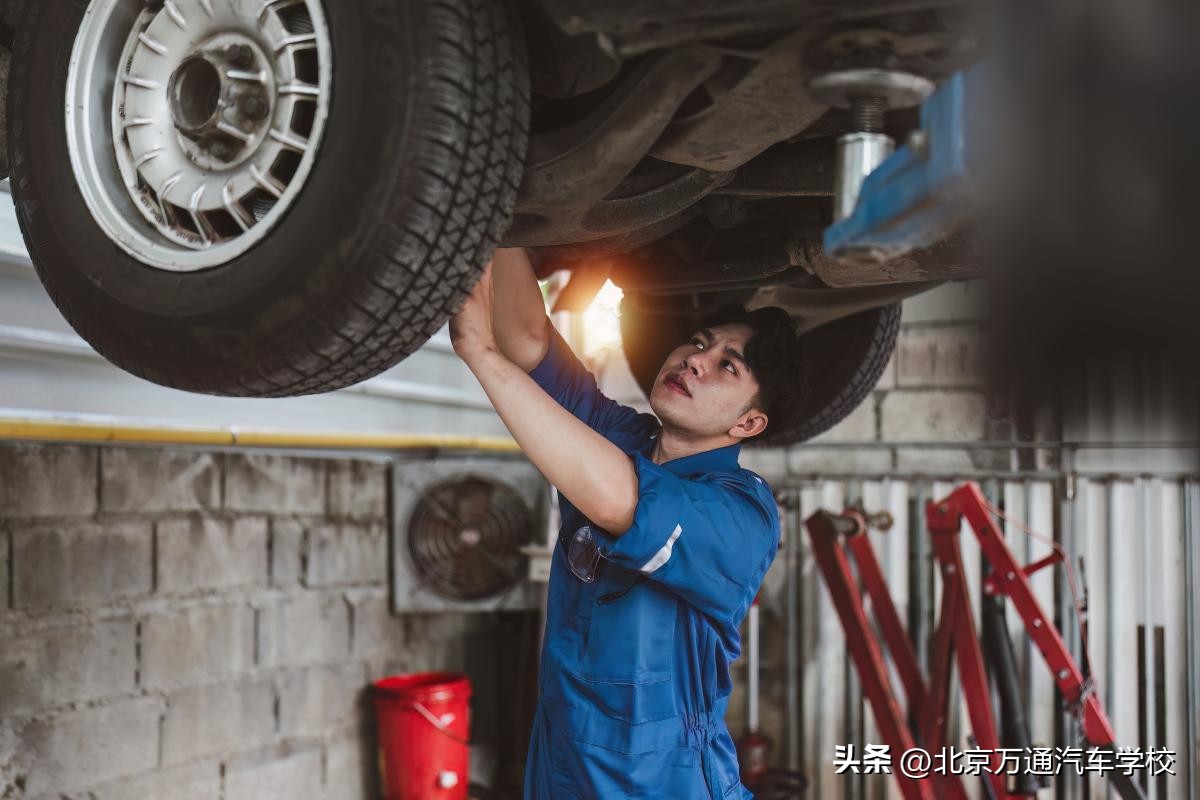 中国新能源汽车发展前景如何,新能源汽车技术专业的现状及前景