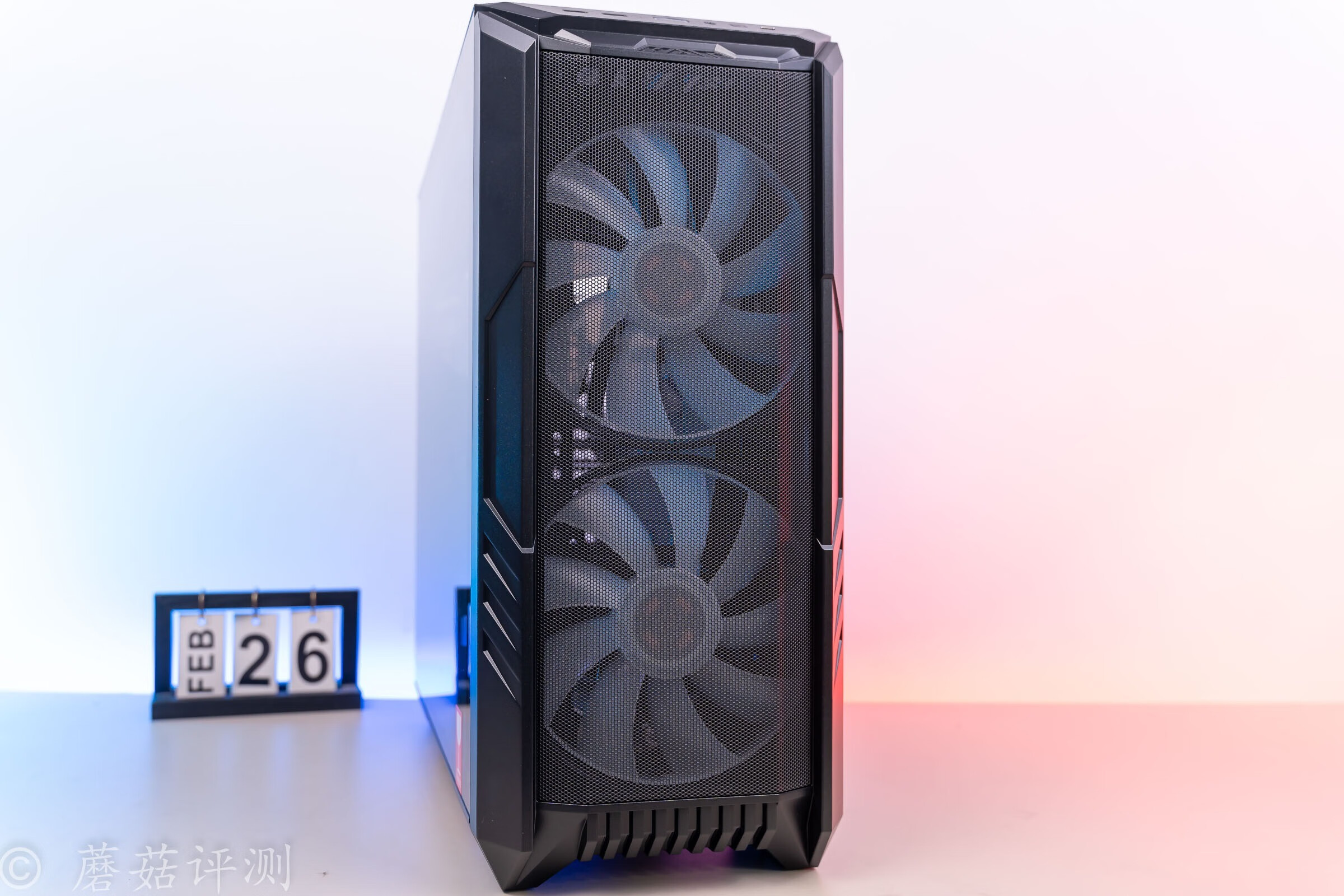 连续多日的高温，让朋友家的主机燥热难耐、更换机箱散热后获新生