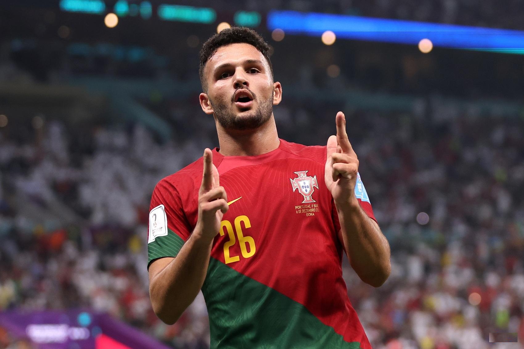 21岁小将在世界杯上演帽子戏法