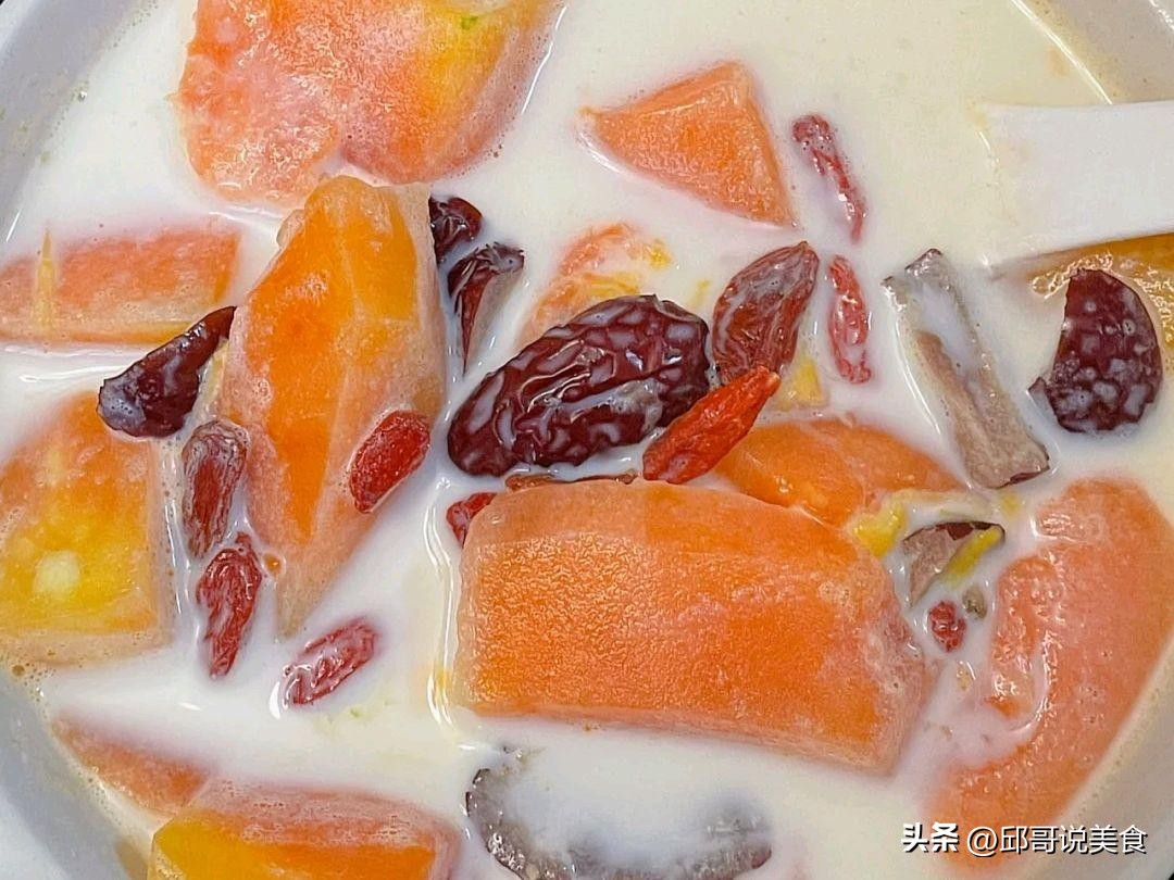 如何给女士煲好广东靓汤,煲靓汤滋补养生好吃又营养