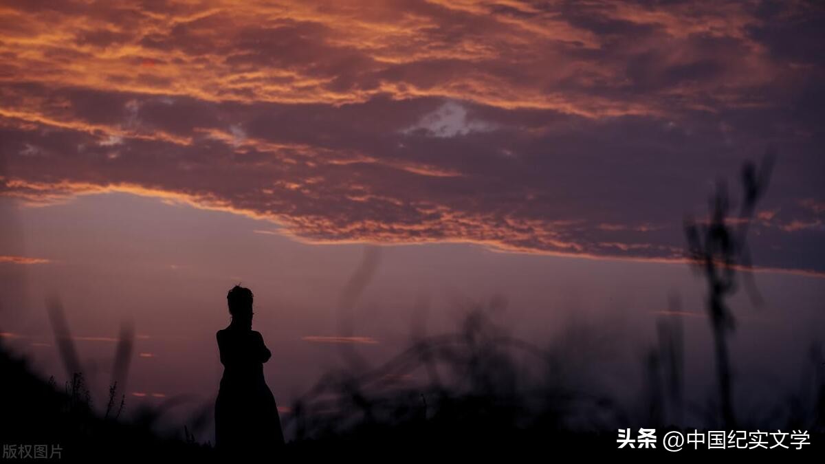 她大学毕业后沦为杀人犯，她说：我的贞操在网恋中发出痛苦*吟呻**