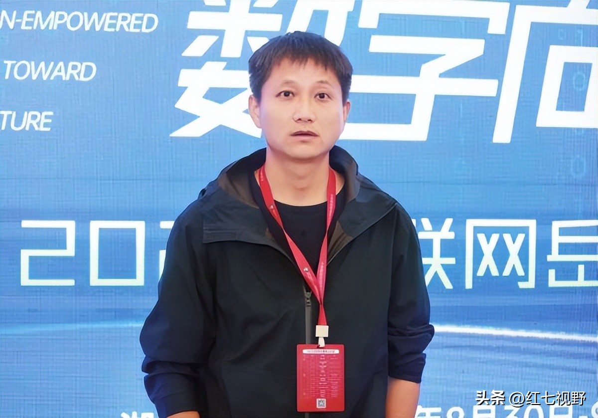 茶颜悦色英文招牌sexytea引争议,茶颜悦色英文招牌再引争议