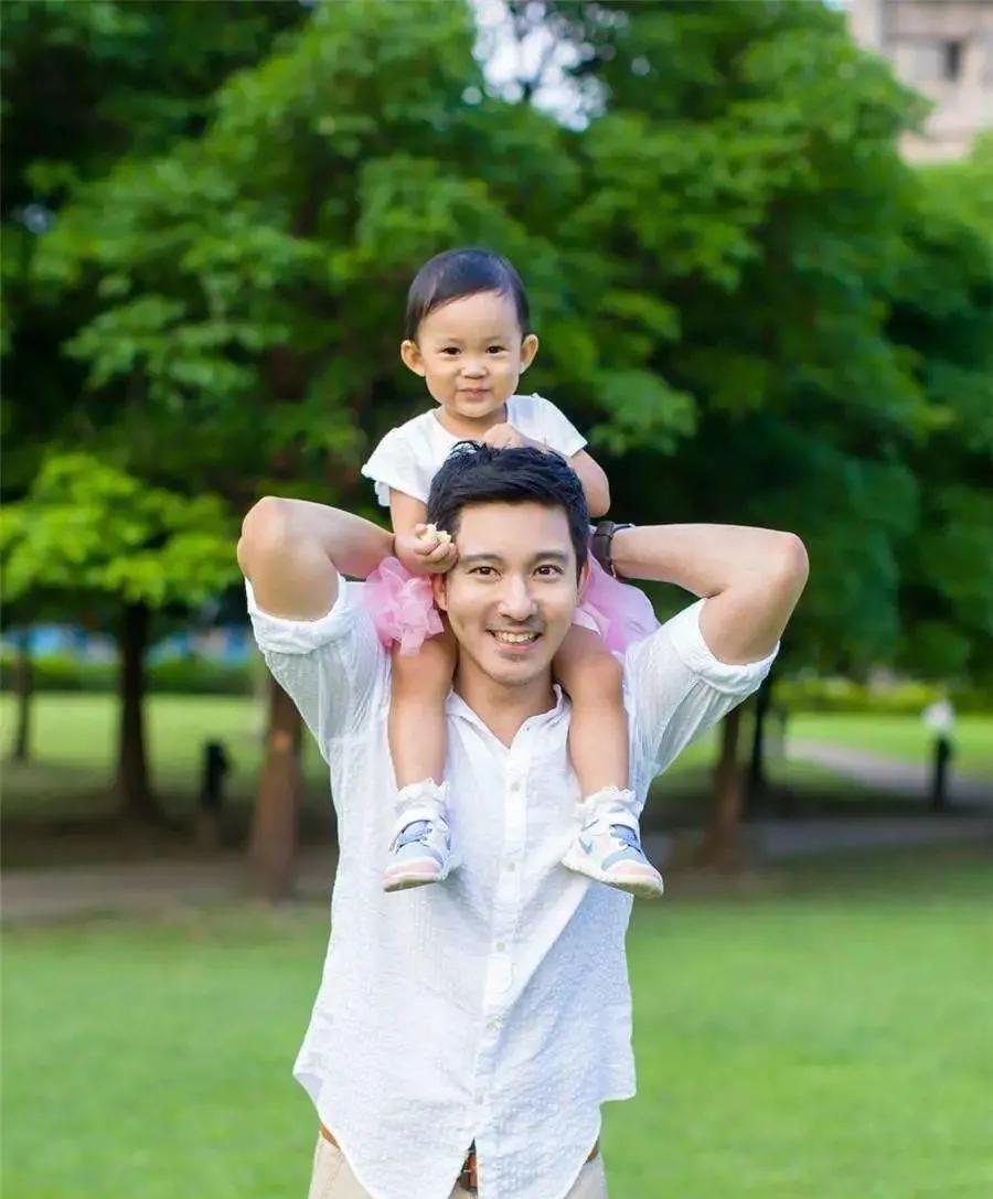 穷小子变成亿万富翁本性暴露,穷小子变成女富豪全集