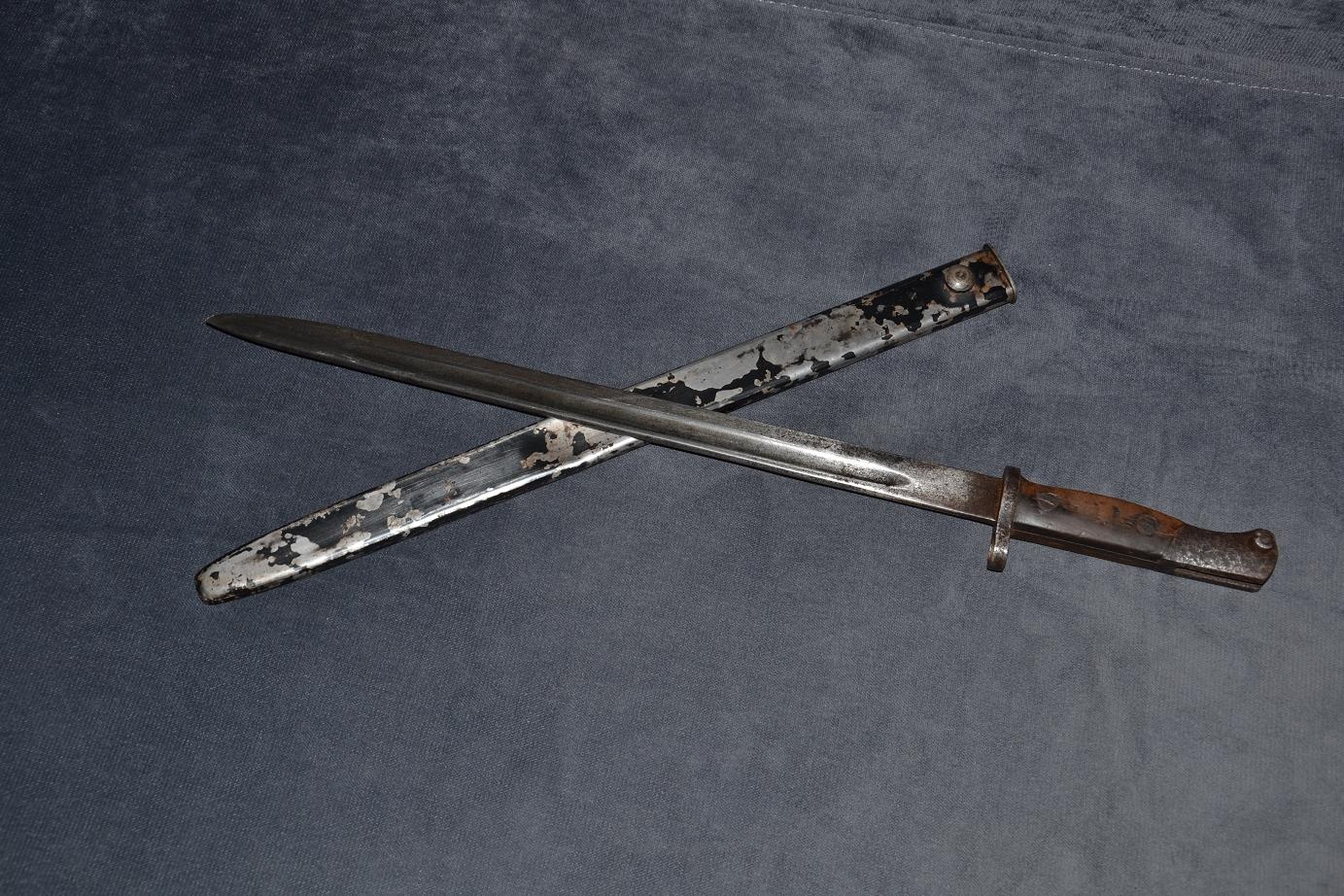 八路军战士拼刺刀刺死八个鬼子,拼刺刀三个八路军对付一个日军