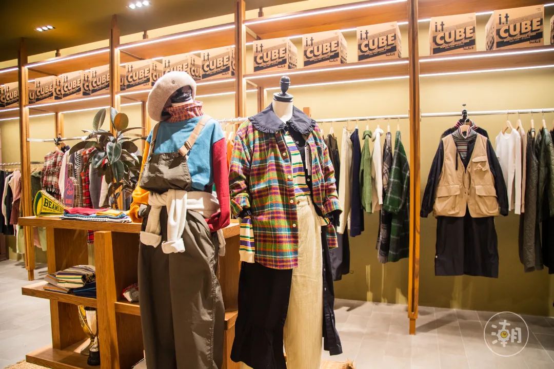 i.t成都新店潮酷来袭,带你解锁N种穿搭灵感