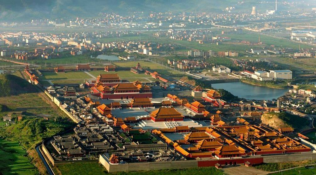 揭秘横店群演真实现状的电影,横店群演的真实生活