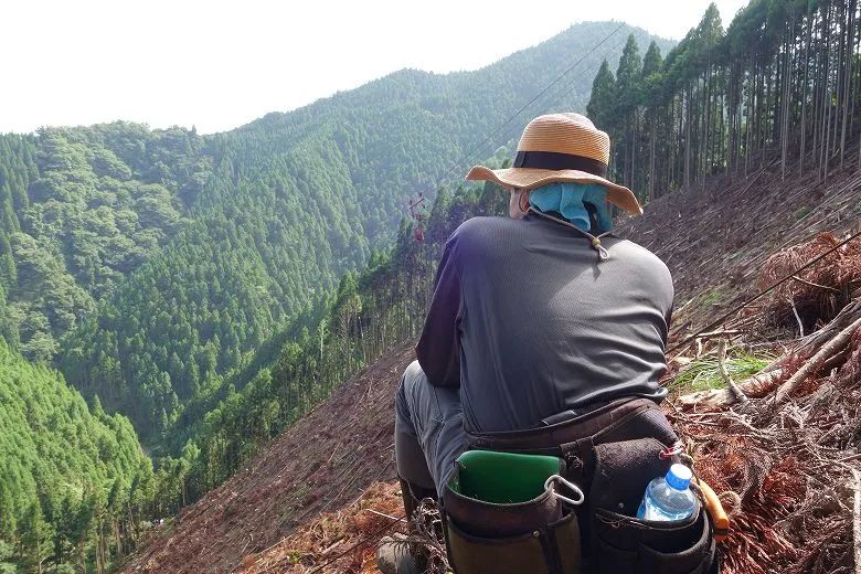 绌峰皬浼欑殑绁炴搷浣滄暣鎳典簡鍦ㄥ満鐨勪汉,绌峰睂涓濈鎿嶄綔