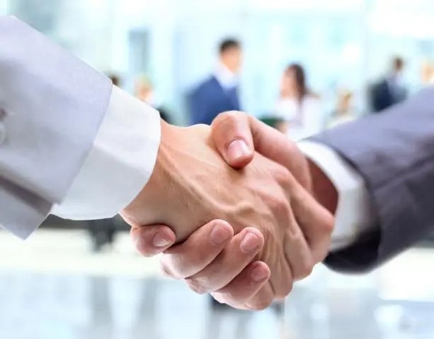 高铁乘务员工资自述,高铁乘务员工资一般多少