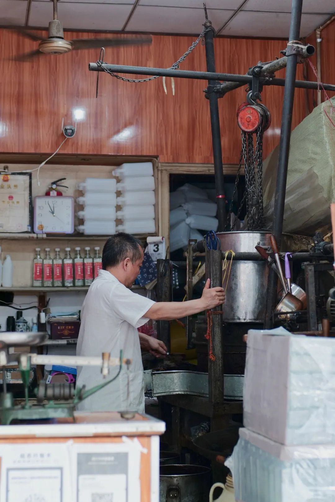 成都人吃火锅用的香油是什么油,成都吃火锅的香油是哪一种种类
