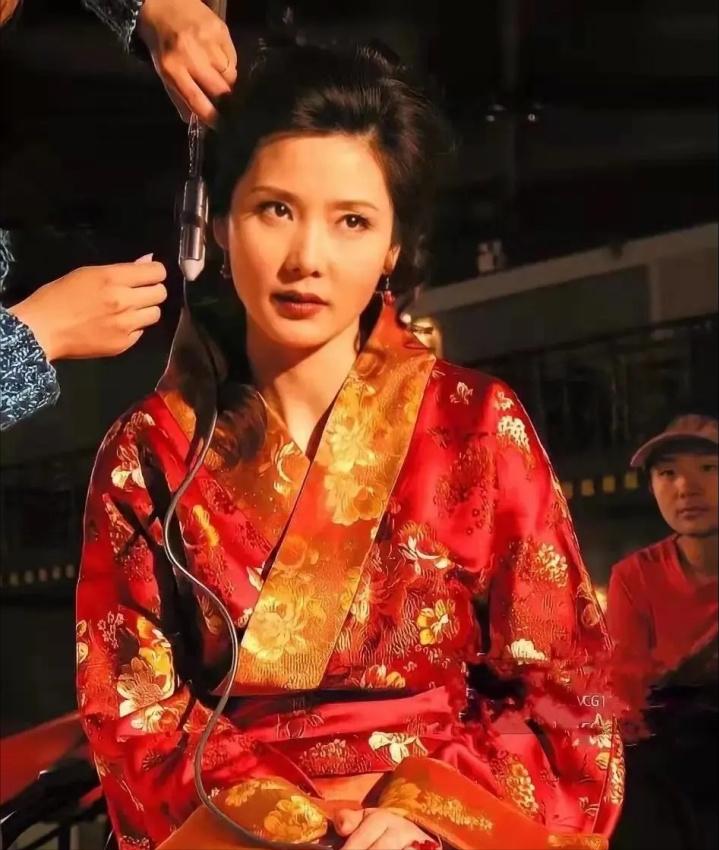 自然老去的女明星,自然老去女星对比照