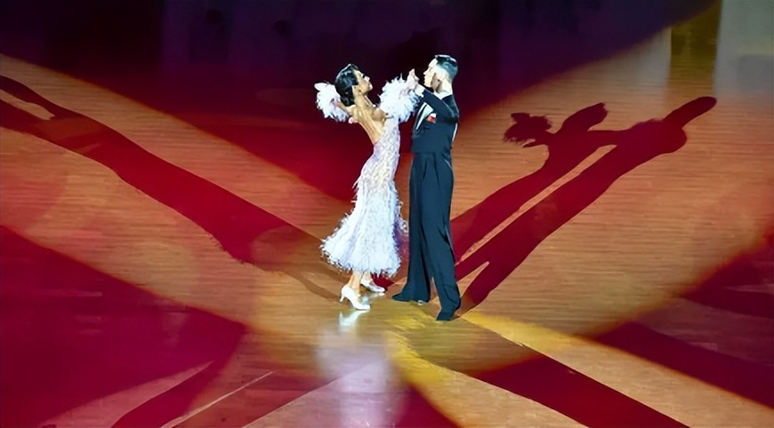 拉丁舞的概述及好处,关于拉丁舞的论文