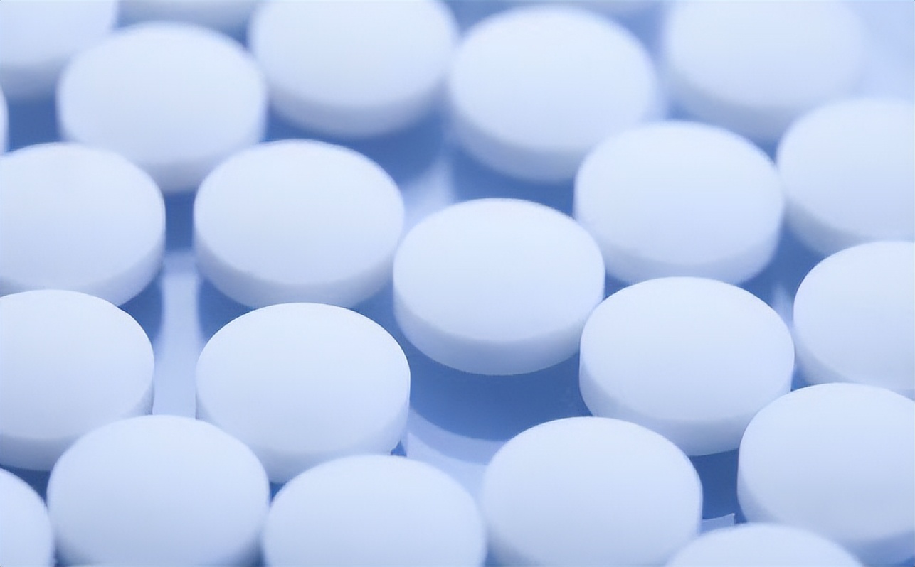 长期吃优甲乐对胃有副作用吗,长期吃优甲乐对心脏有副作用吗