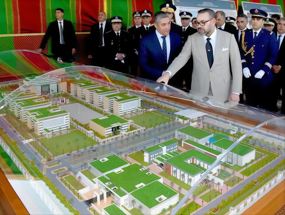 创造历史成为历史,创造历史是什么