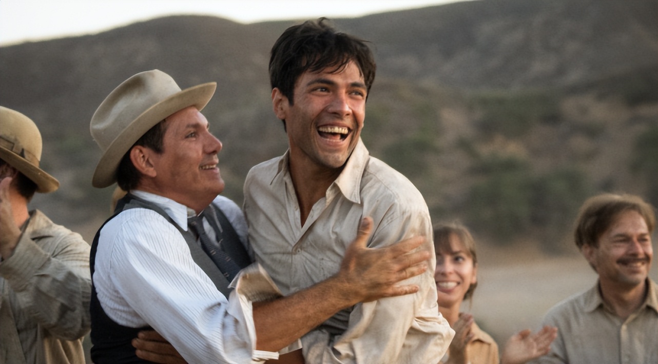 布拉德皮特星际探索票房,布拉德皮特200美金