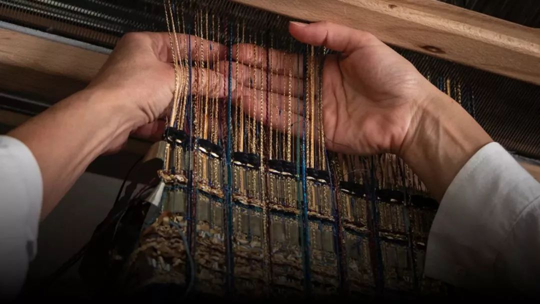 chanel衣服什么档次,chanel女装贵吗