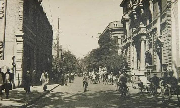 苏联专家给公安上课，突然被捕，局长笑言：老韩，我找你好苦