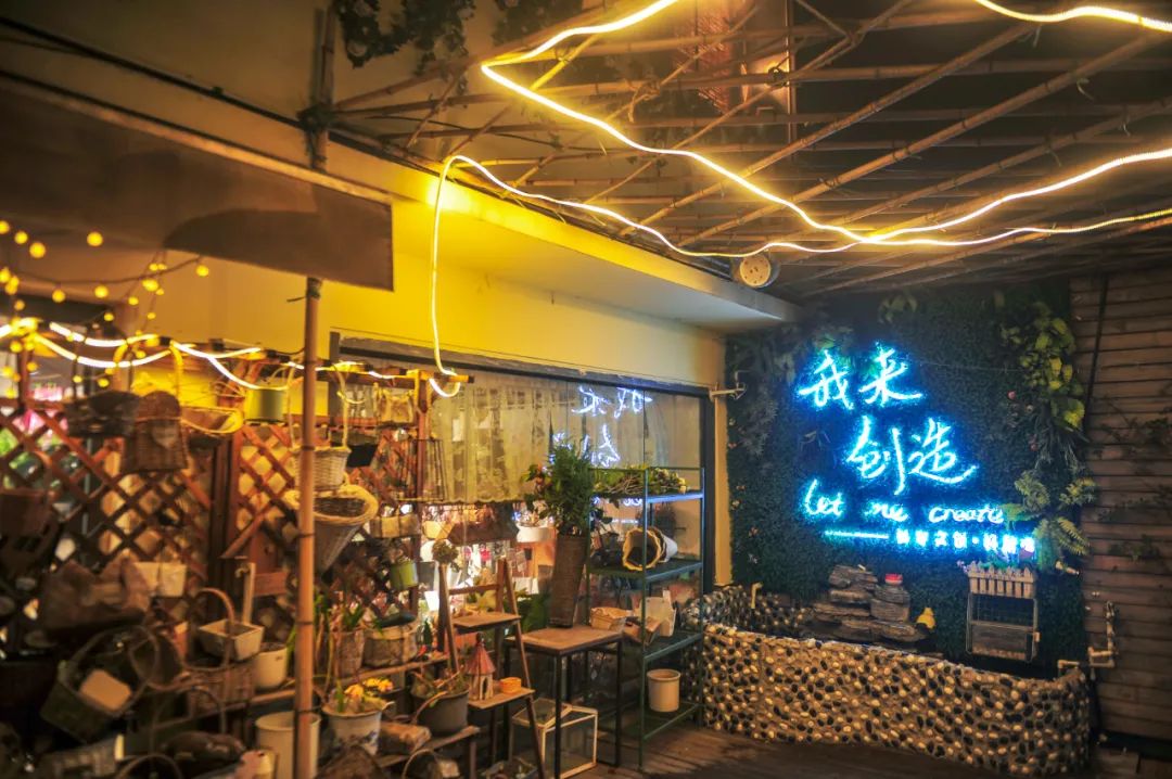 嗨玩儿假期旅业,嗨玩假期旅游