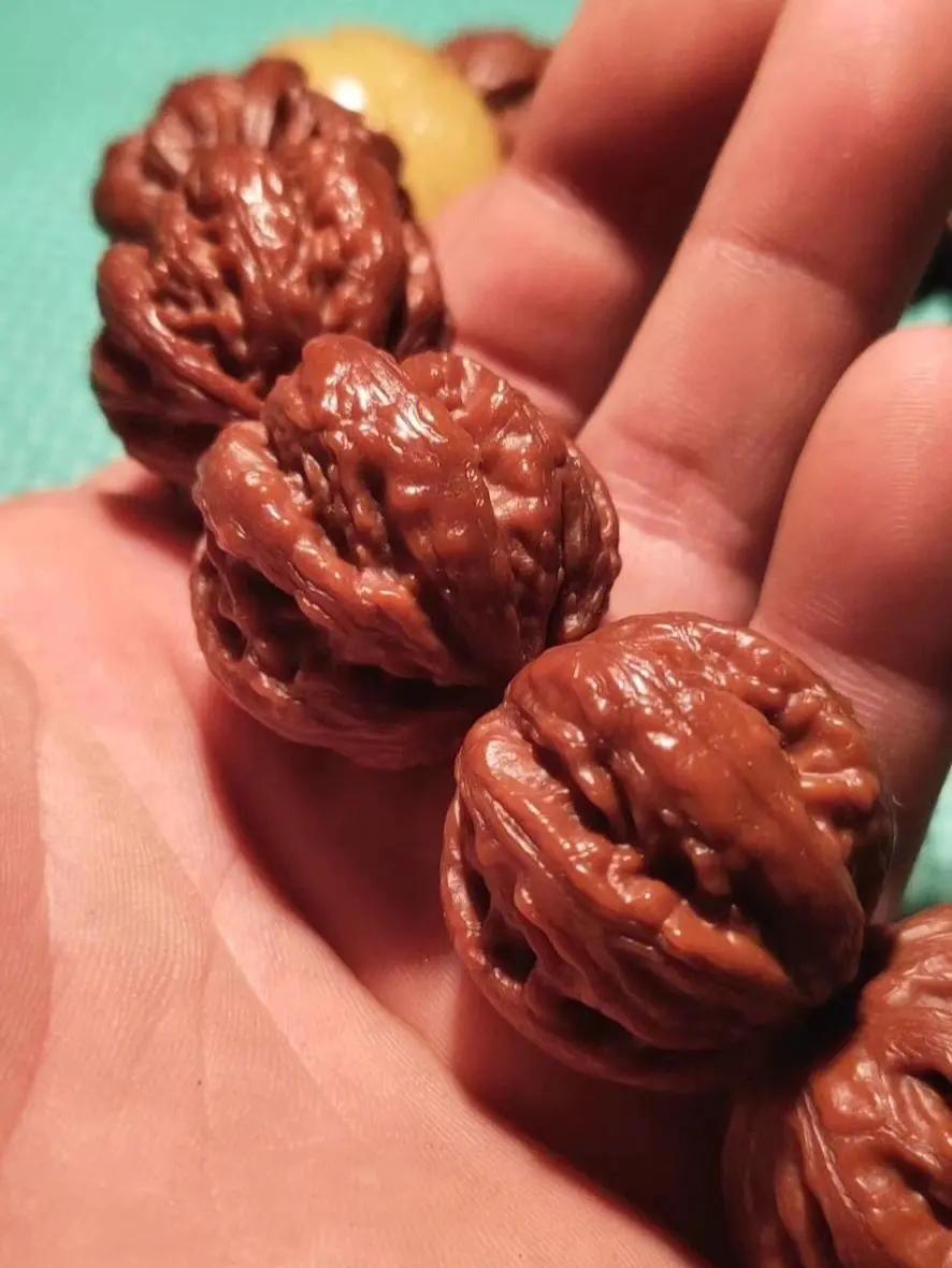 小核桃手串大约盘多长时间能包浆,小核桃手串如何快速包浆