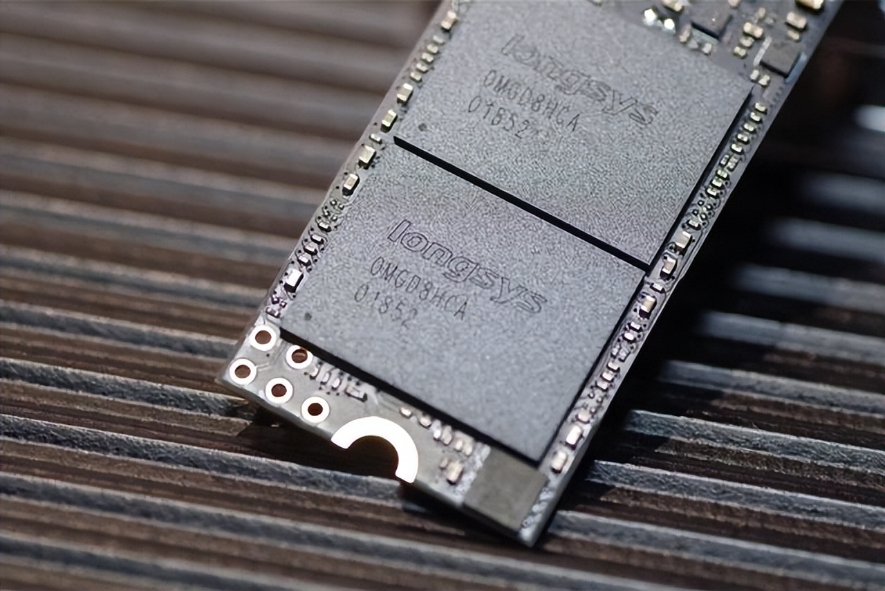 ssd与hdd选购指南哪个更适合你,ssd与hdd价格持平