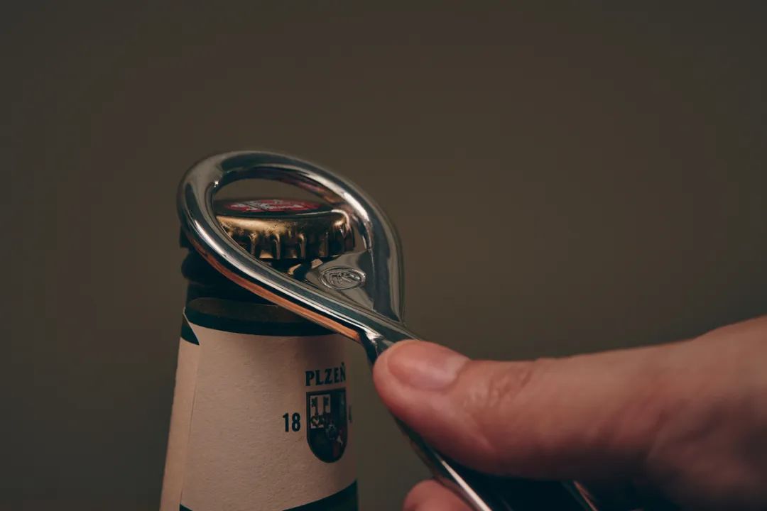 飞天茅台开瓶器,原创设计啤酒开瓶器