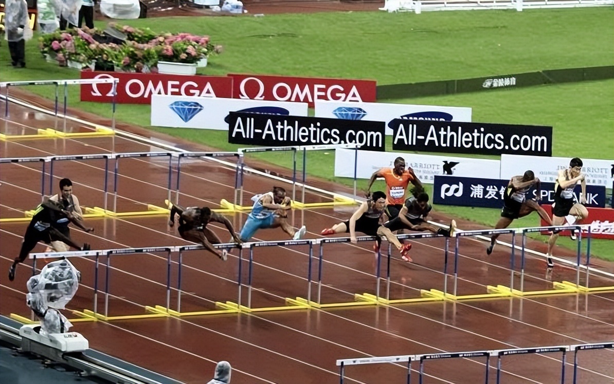 亚洲飞人刘翔现在干什么,现在才知道刘翔当年有多厉害