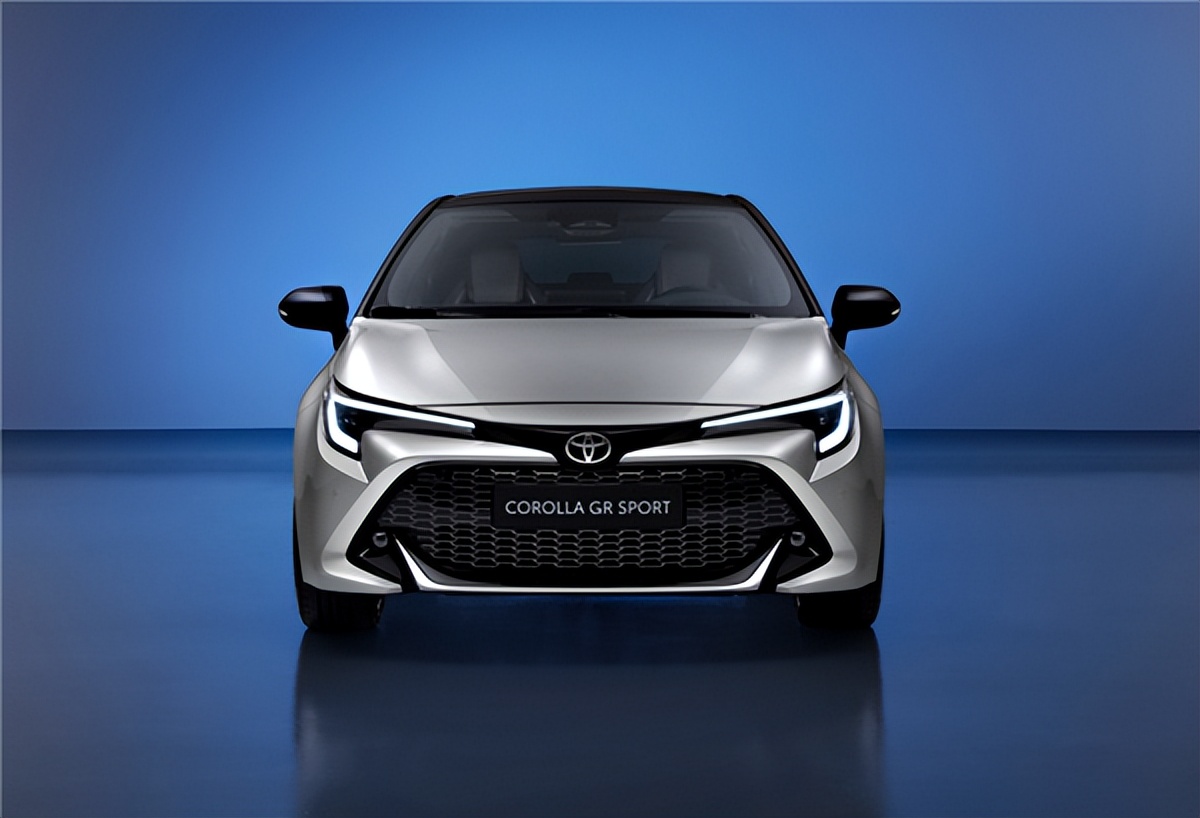 丰田卡罗拉和日产轩逸差距有多大,丰田卡罗拉和轩逸对比