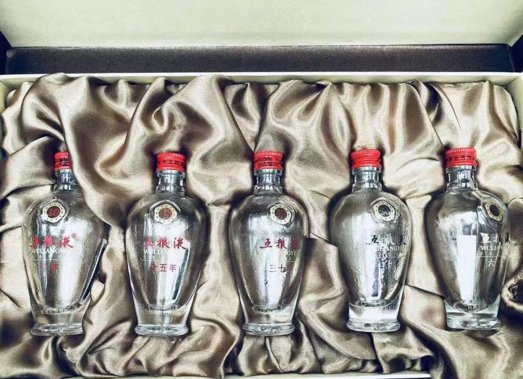 五粮液中哪一款酒口感比较好,五粮液酒哪些酒是真正好喝的