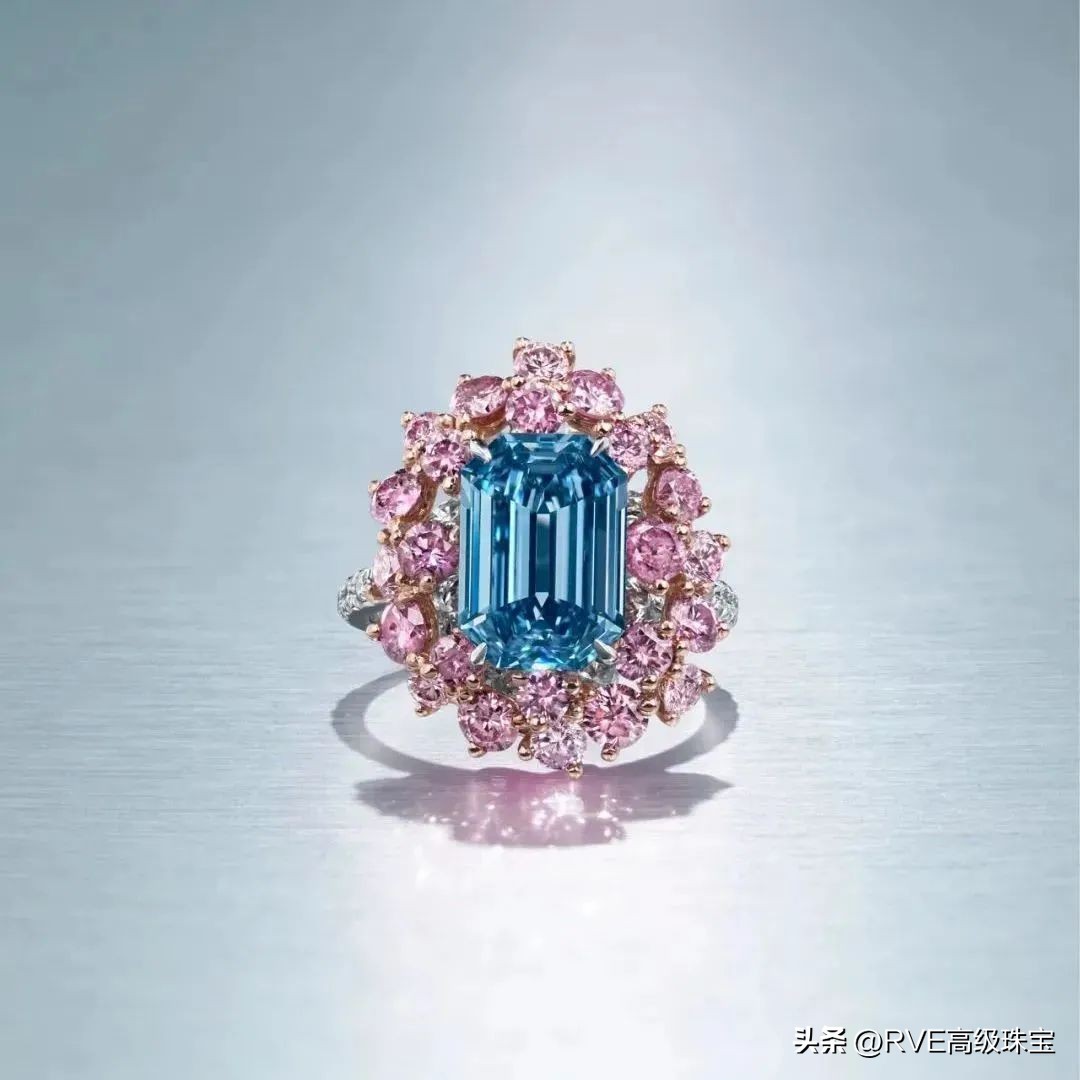 2020全球拍卖最贵十大珠宝 (世界顶级珠宝拍卖会现场)