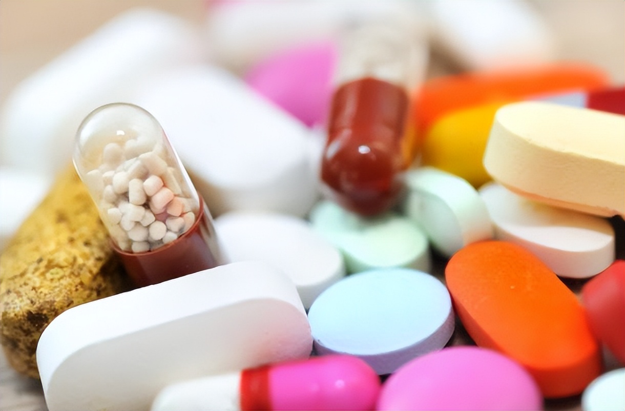 千万别忽视尿毒症的三个罪魁祸首,身体4处疼很可能是尿毒症早期