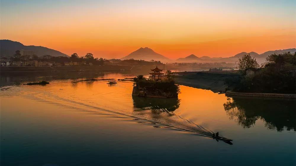 “中国声音”华春莹在推特向世界力荐的华南平乐究竟有怎样的美？