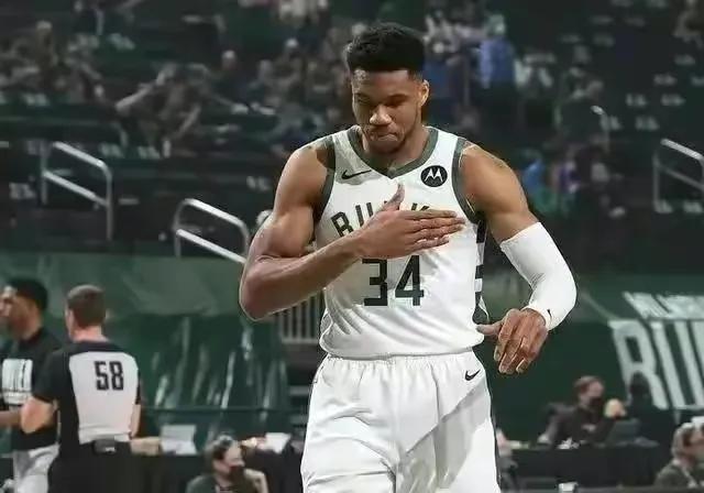 休赛期的保罗乔治,休赛期球星