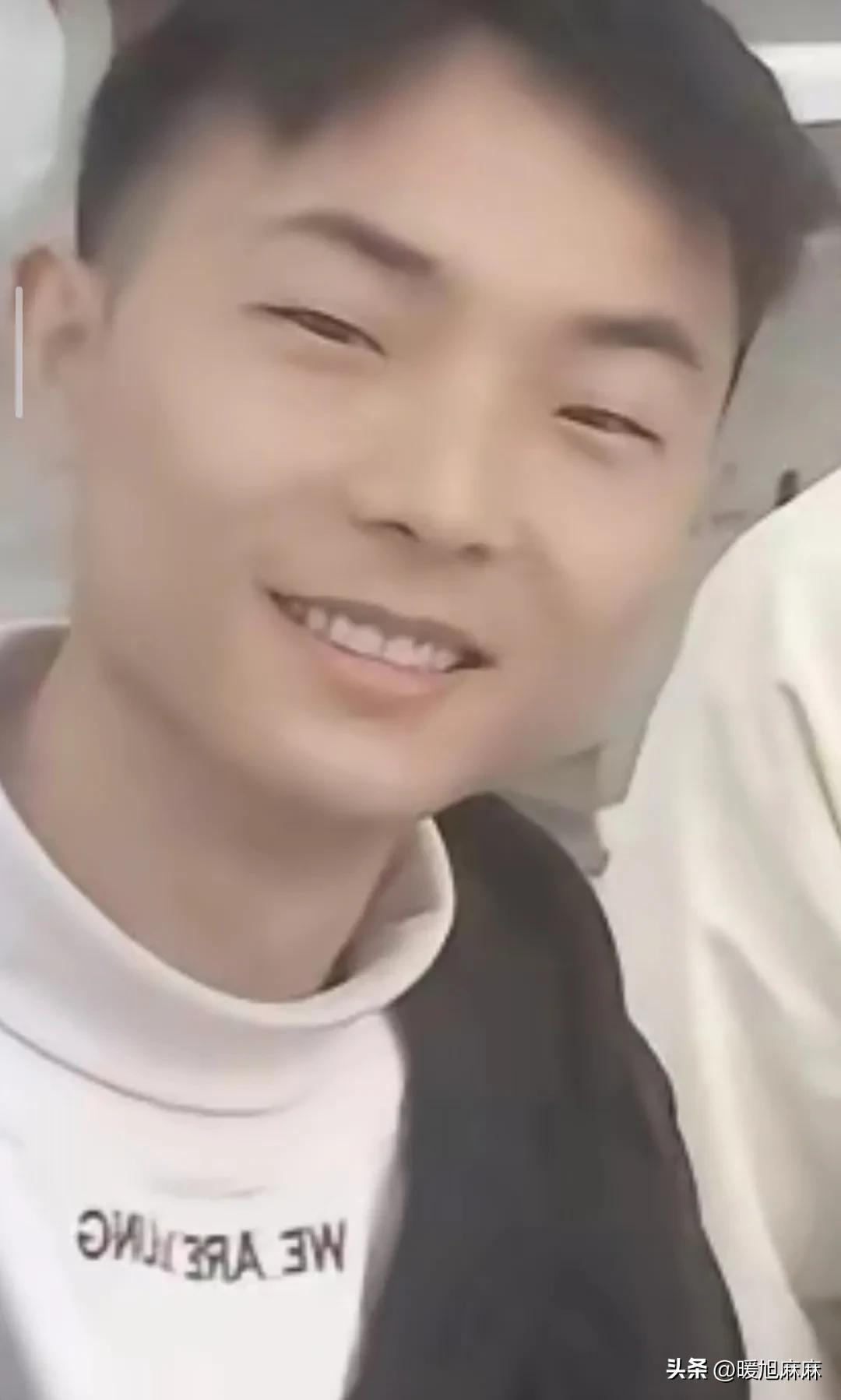 网红马军恋恋不舍送别二姐,一直站那20分钟不肯离去,让人感动