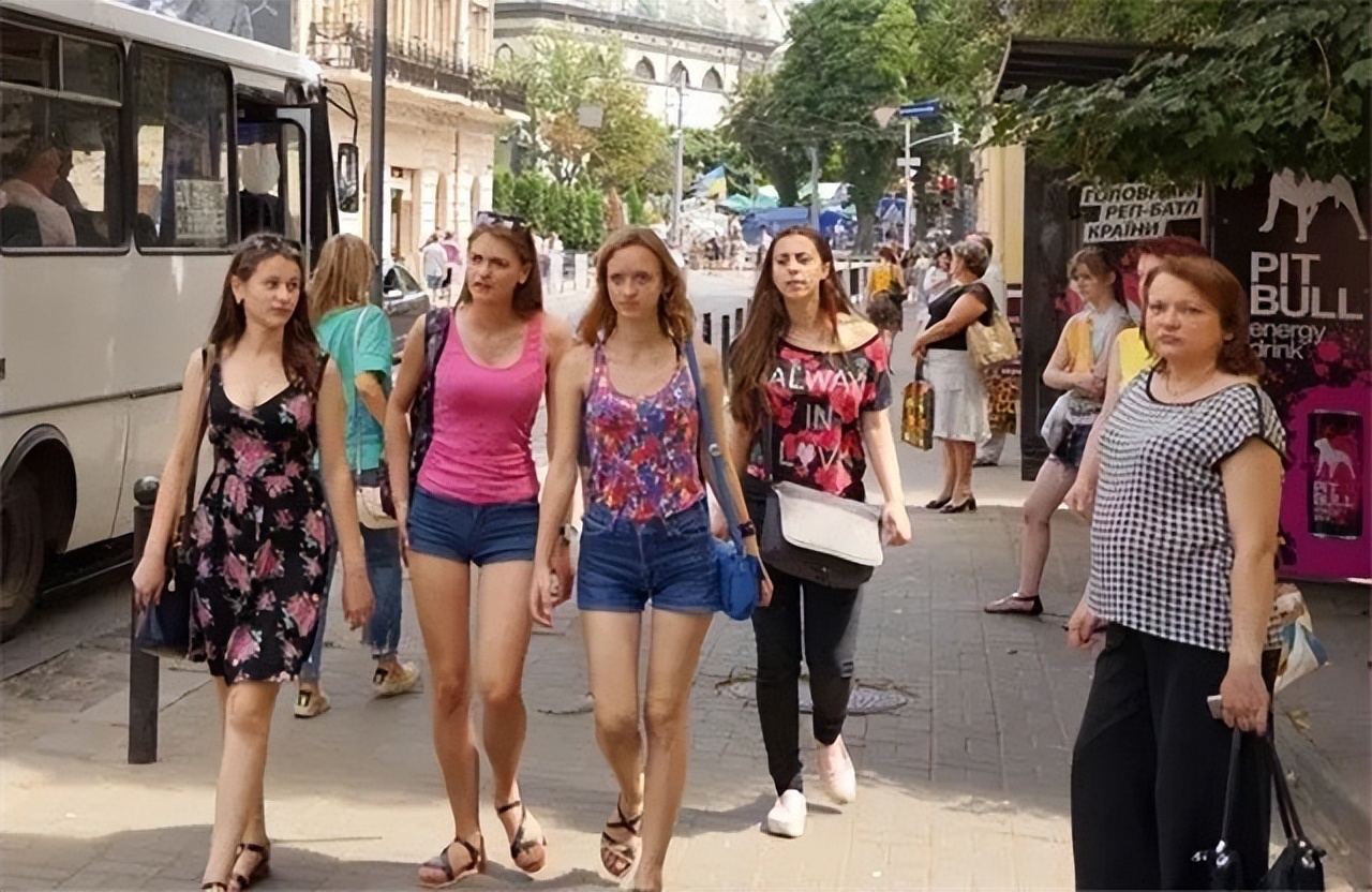 乌克兰在哭泣:沦为“欧洲子宫”,非法*交性**易为何屡禁不止?