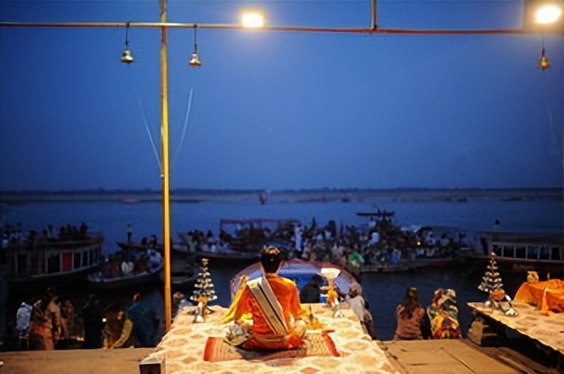 印度恒河夜祭旅游,恒河夜祭真实视频
