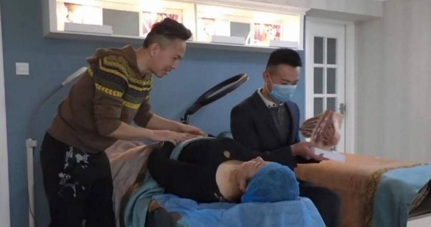 90后小伙从事催乳师,90后小伙转行做“催乳师”