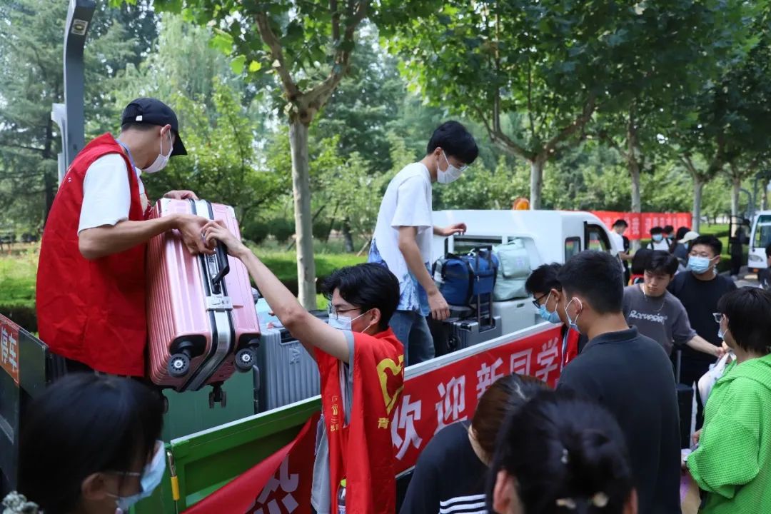 迎新进行时|欢迎你，2022级山服小萌新