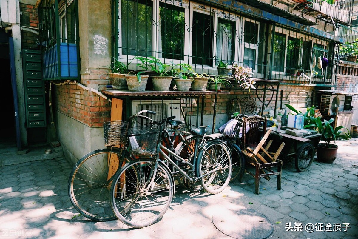 时光荏苒岁月如梭往事已成往事,时光流逝回忆已成往事