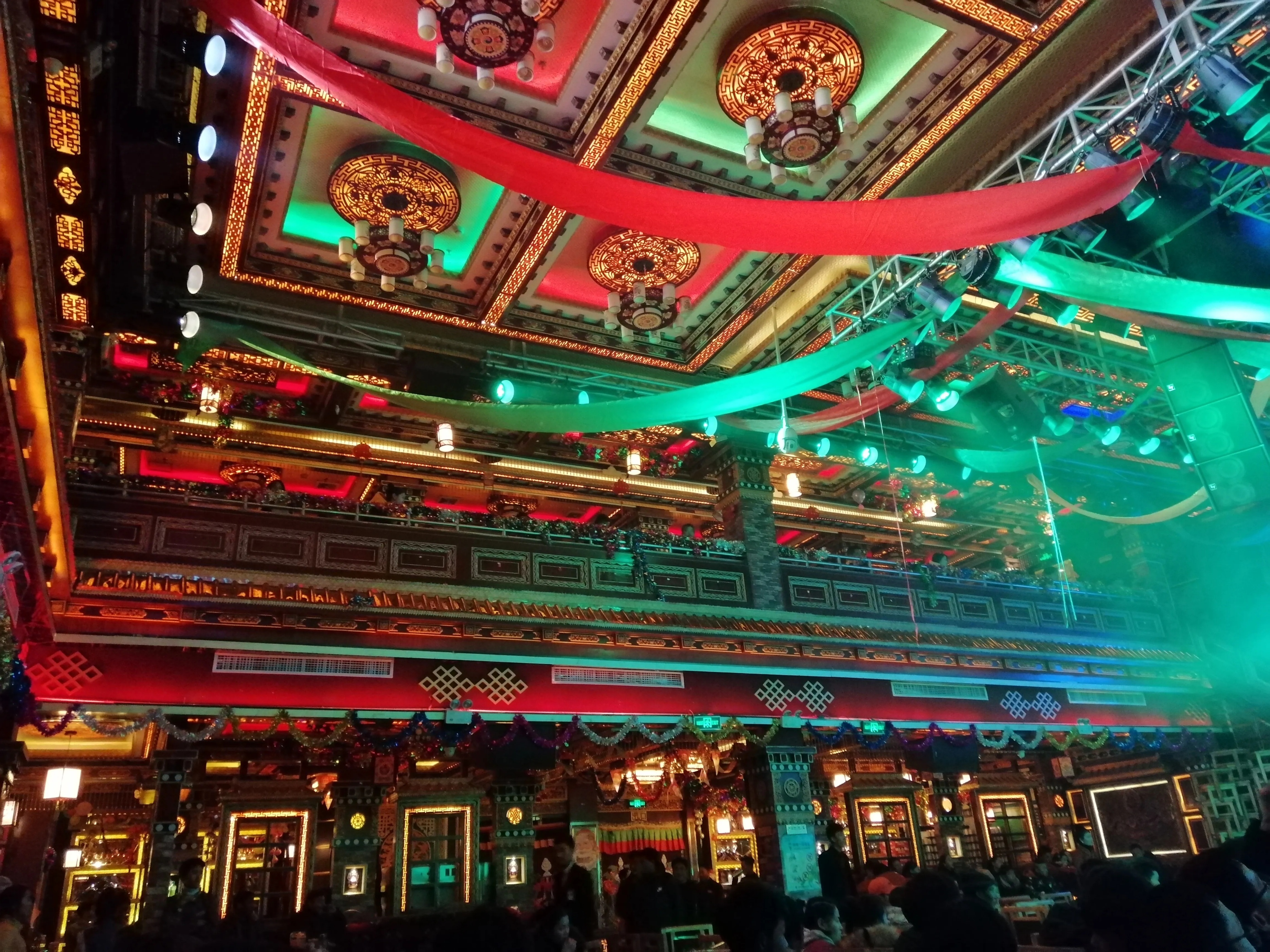 一个人去西藏避坑指南详细攻略,一个人去西藏攻略男生