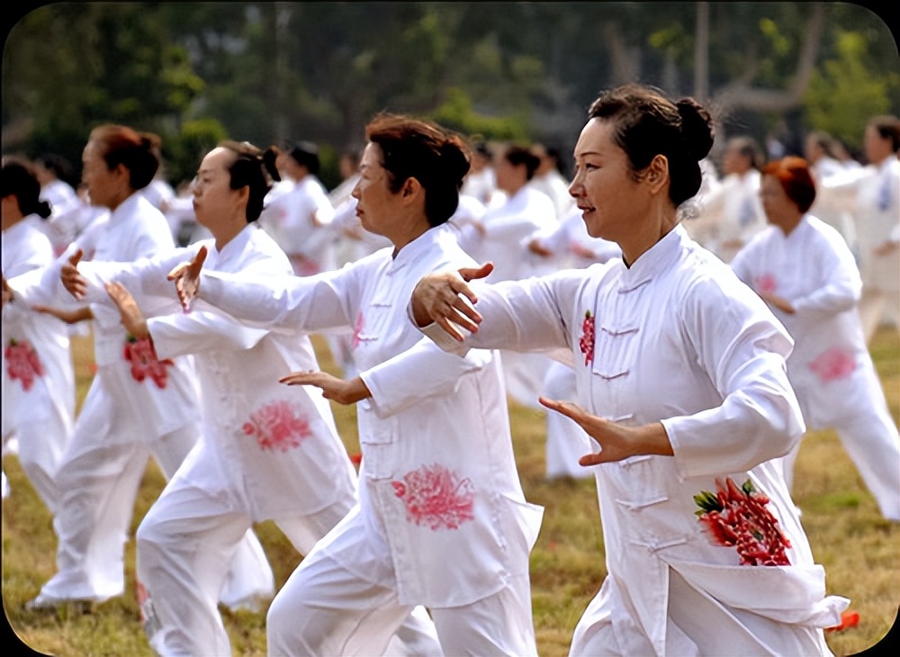 老年侵袭性淋巴瘤治疗方法的选择上要注意什么？