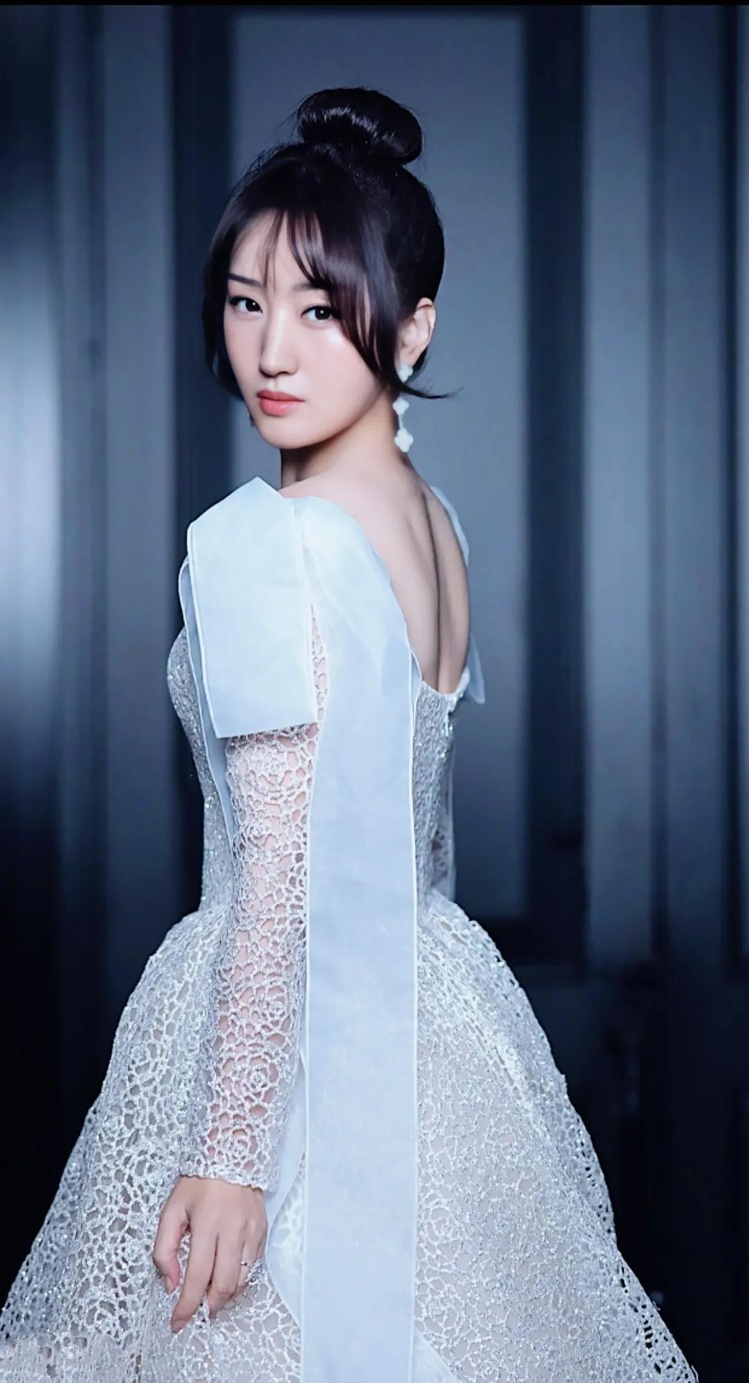 杨钰莹最迷人的采访,杨钰莹有多迷人