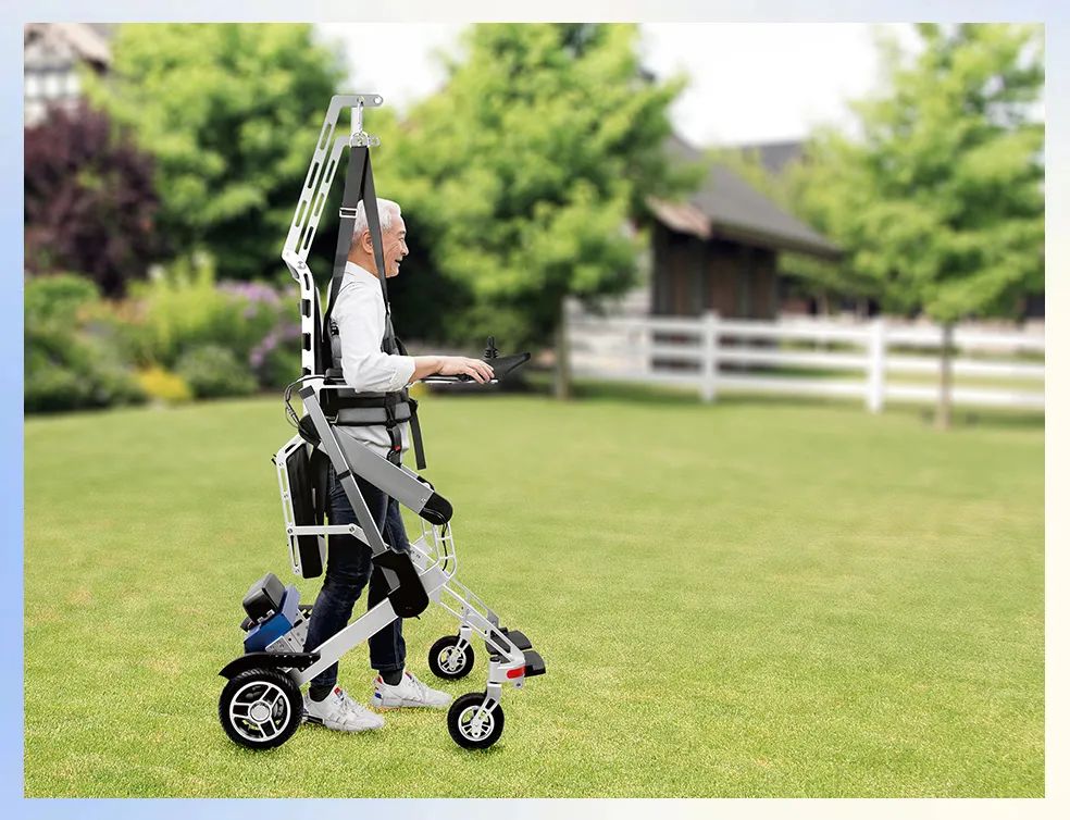 解决下肢残障人群行走难题，智能行走机器人开启崭新生活！