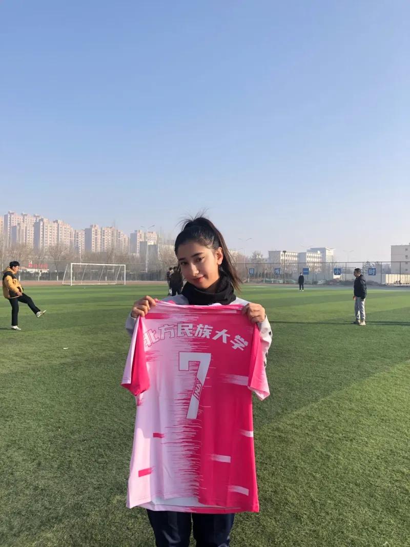 瓒崇悆濂冲缁村惥灏旀棌,瓒崇悆濂冲