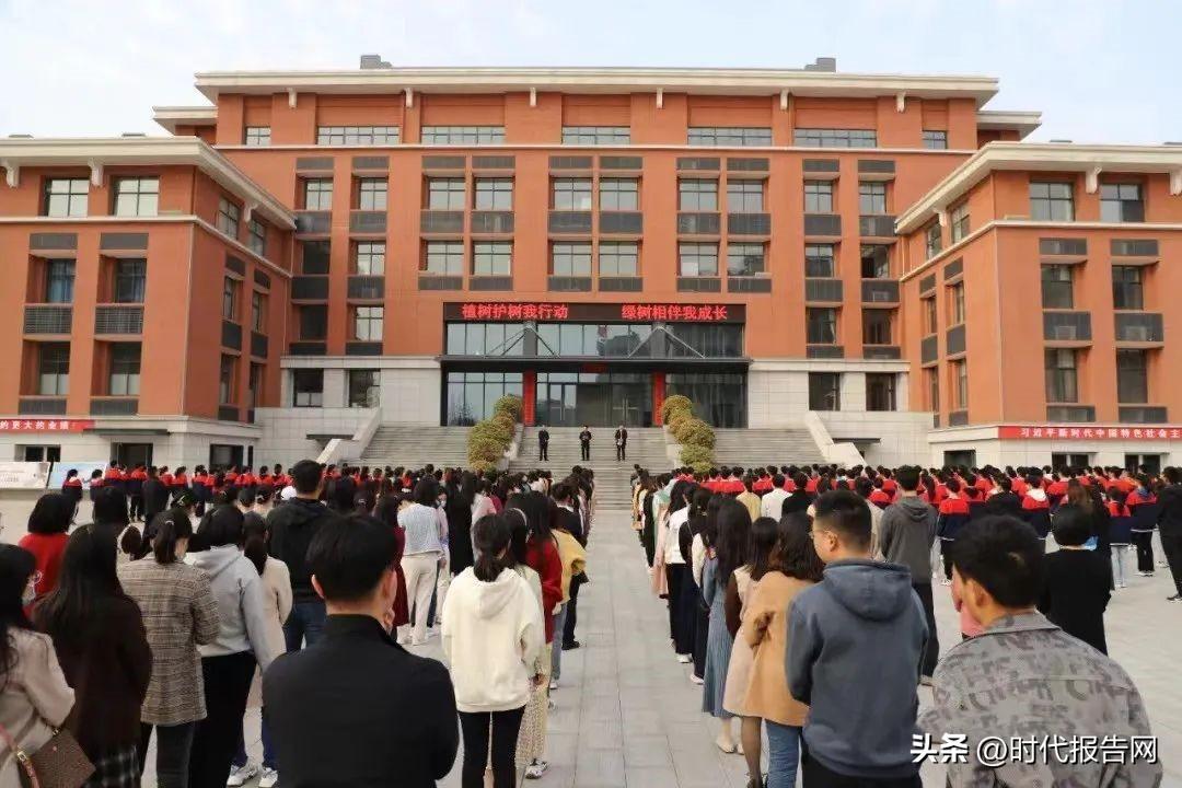 信阳新时代高级中学,信阳大别山高级中学开学