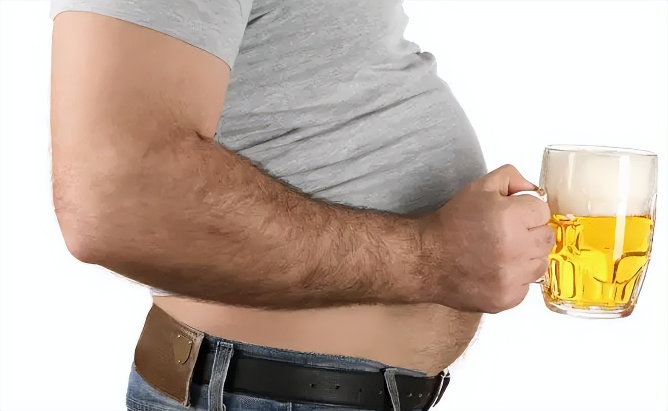 中年男人的啤酒肚还有救吗,为什么男人经常喝啤酒会有啤酒肚