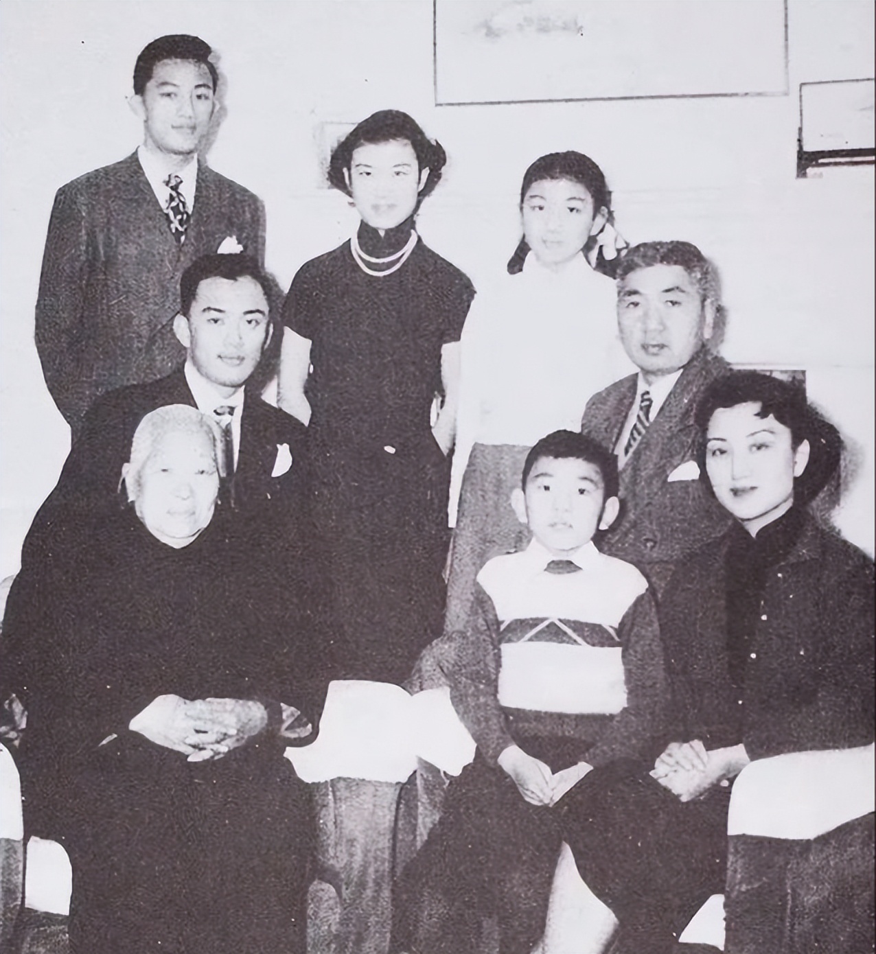 幸运的民国名媛：一婚遇渣男，二婚被富商独宠50多年，百岁仍优雅