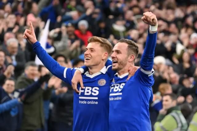 足球转会皇马,足球转会消息巴萨