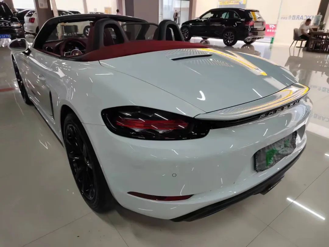 二手保时捷718敞篷跑车多少钱一辆,二手保时捷跑车要多少钱