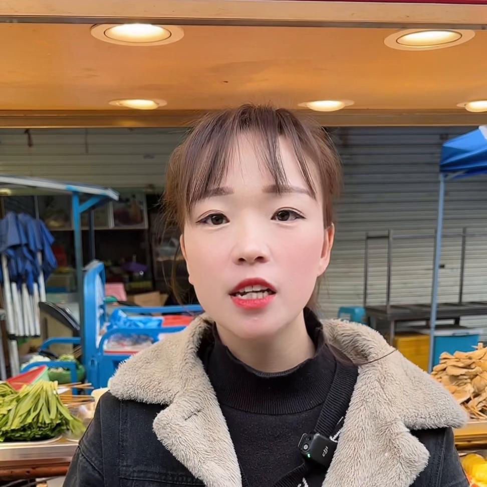 摆地摊是最低成本的精益创业，这里藏着多少百态人生又是多...