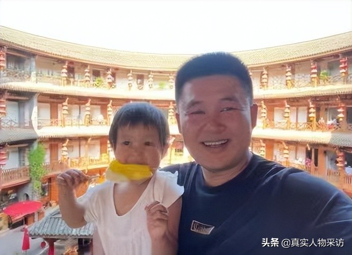 在镇上开米粉店一个月能挣多少钱,40岁大叔开米粉店月赚18万